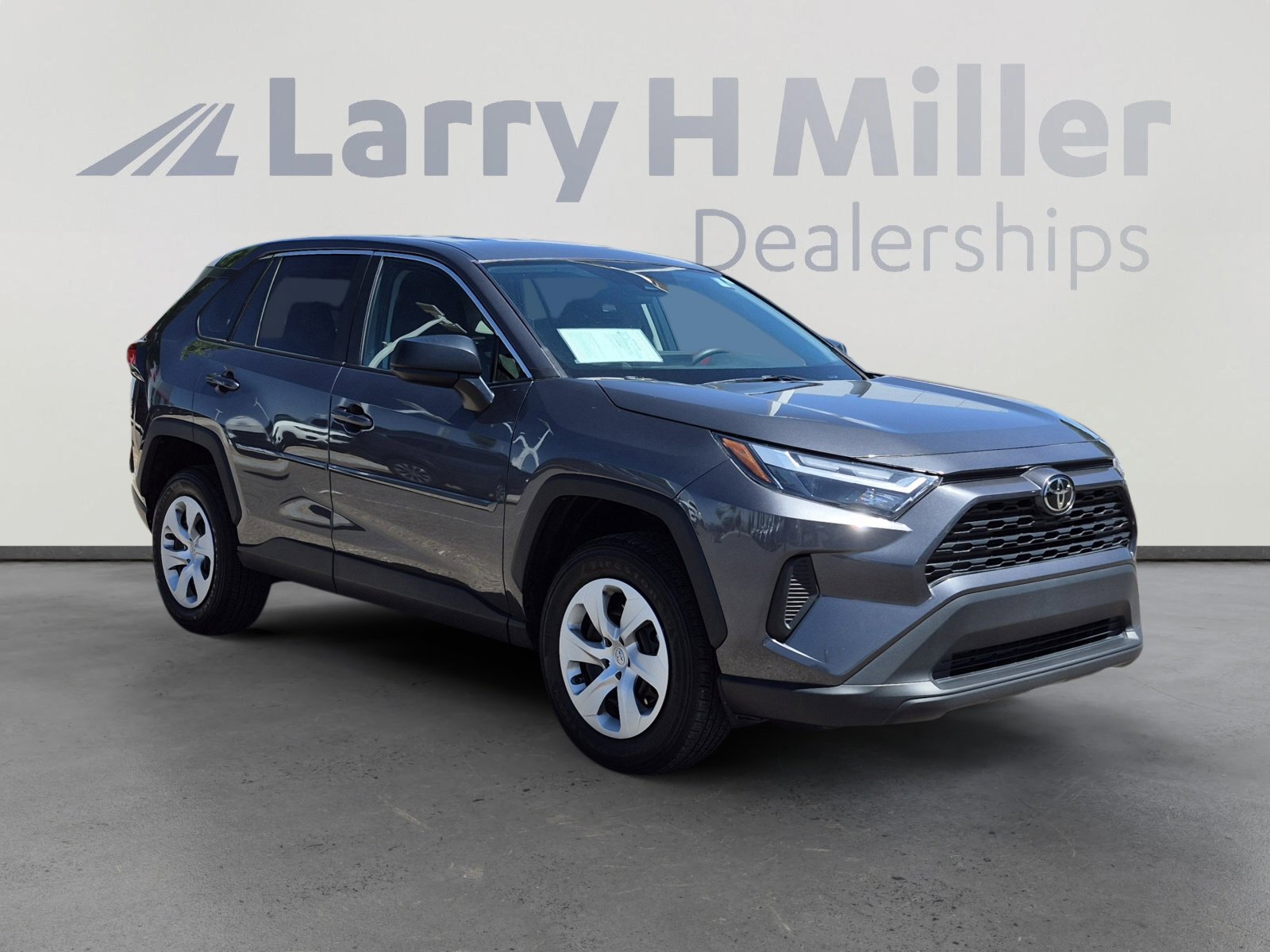 Certified 2024 Toyota RAV4 LE AWD/4WD image 7