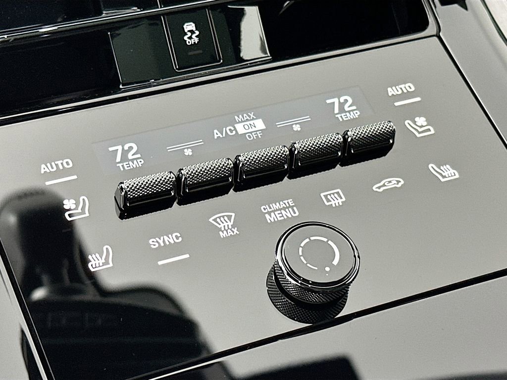 New 2026 Porsche Panamera image 23