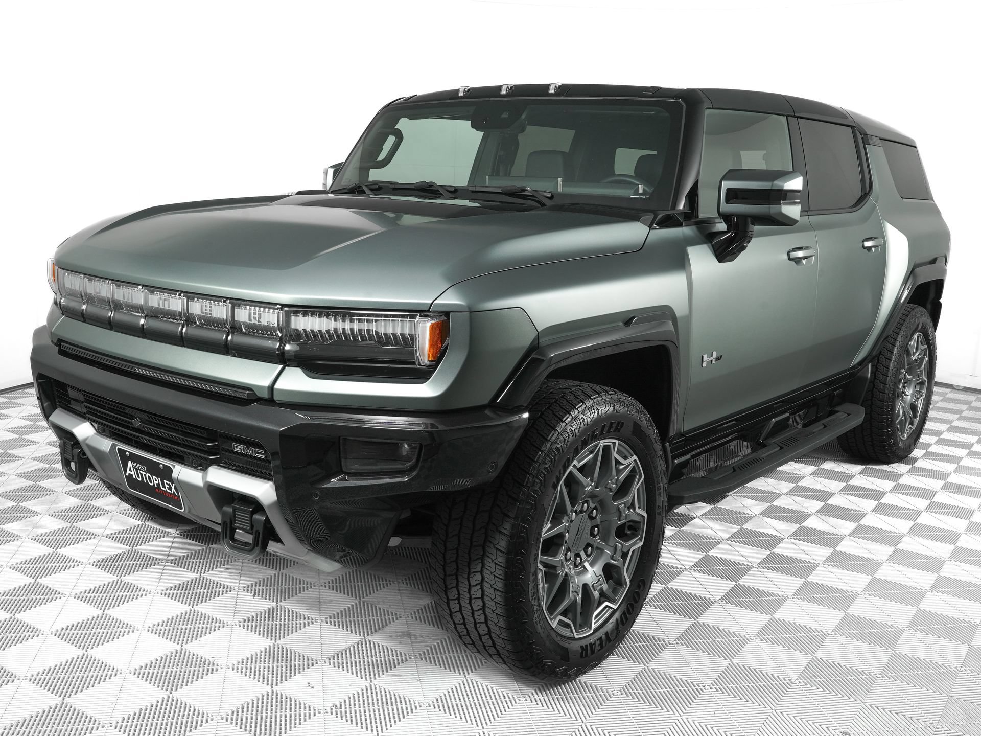Used 2024 GMC Hummer EV 3X AWD/4WD image 7
