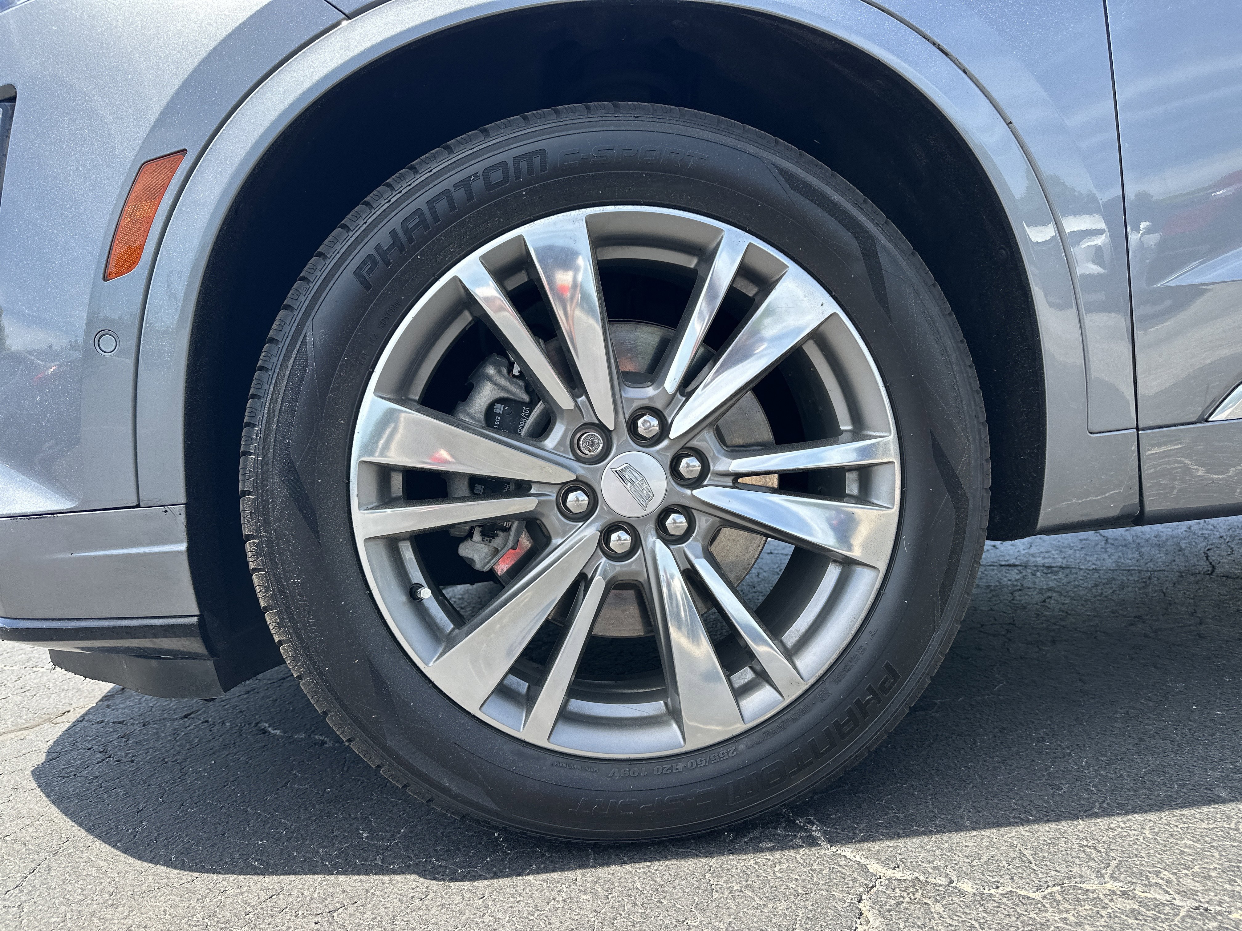 Used 2021 Cadillac XT6 Premium Luxury image 12