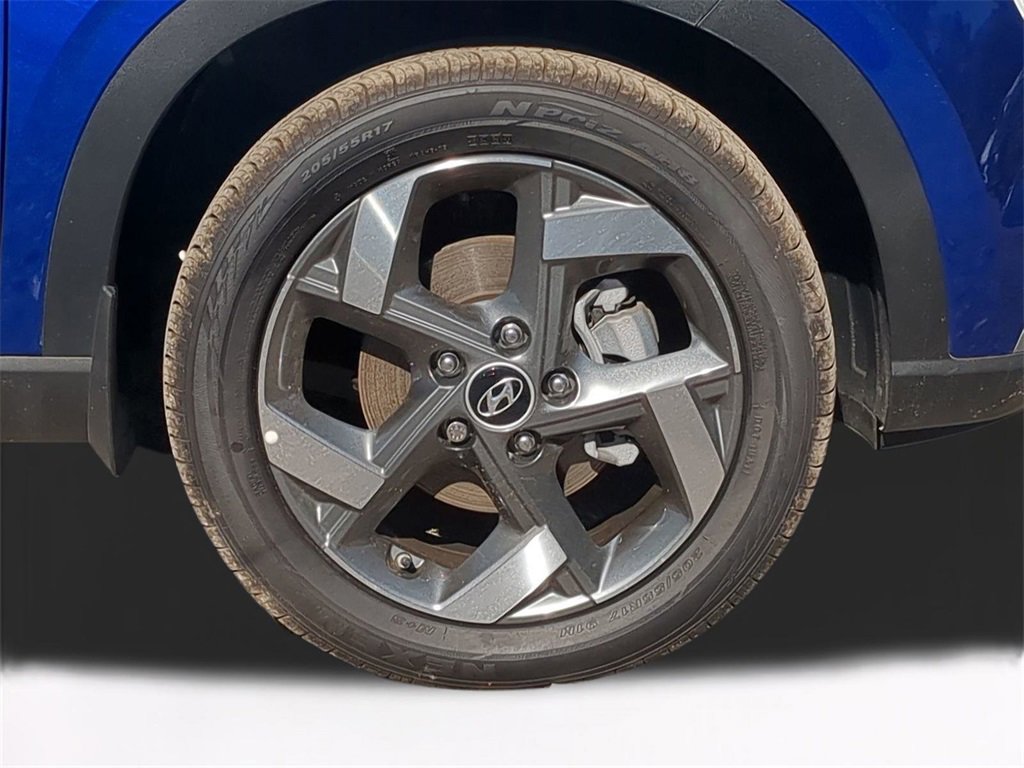 New 2025 Hyundai Venue Limited image 11