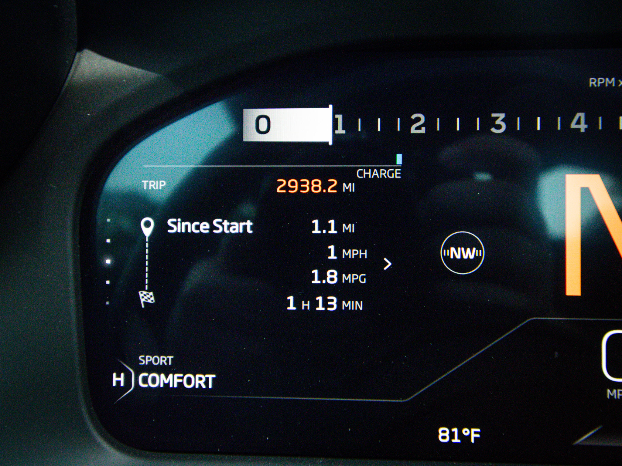 Used 2025 McLaren Artura RWD image 22