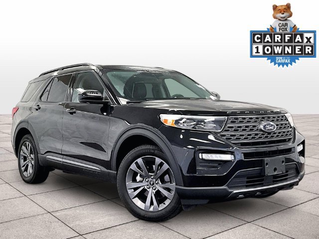 Used 2023 Ford Explorer XLT w/ Equipment Group 202A AWD/4WD image 2