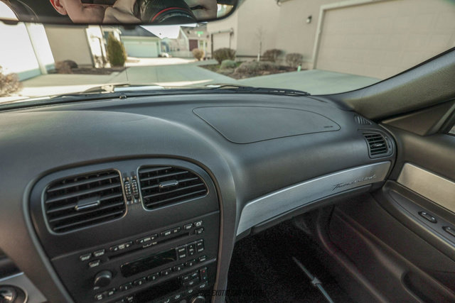 Used 2002 Ford Thunderbird Deluxe image 44