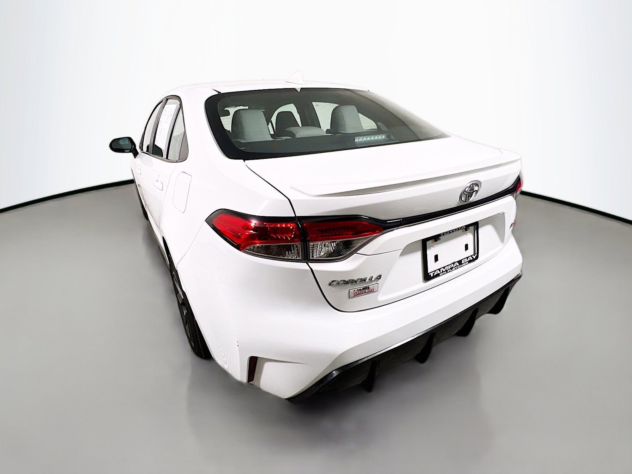 Used 2024 Toyota Corolla SE FWD image 8