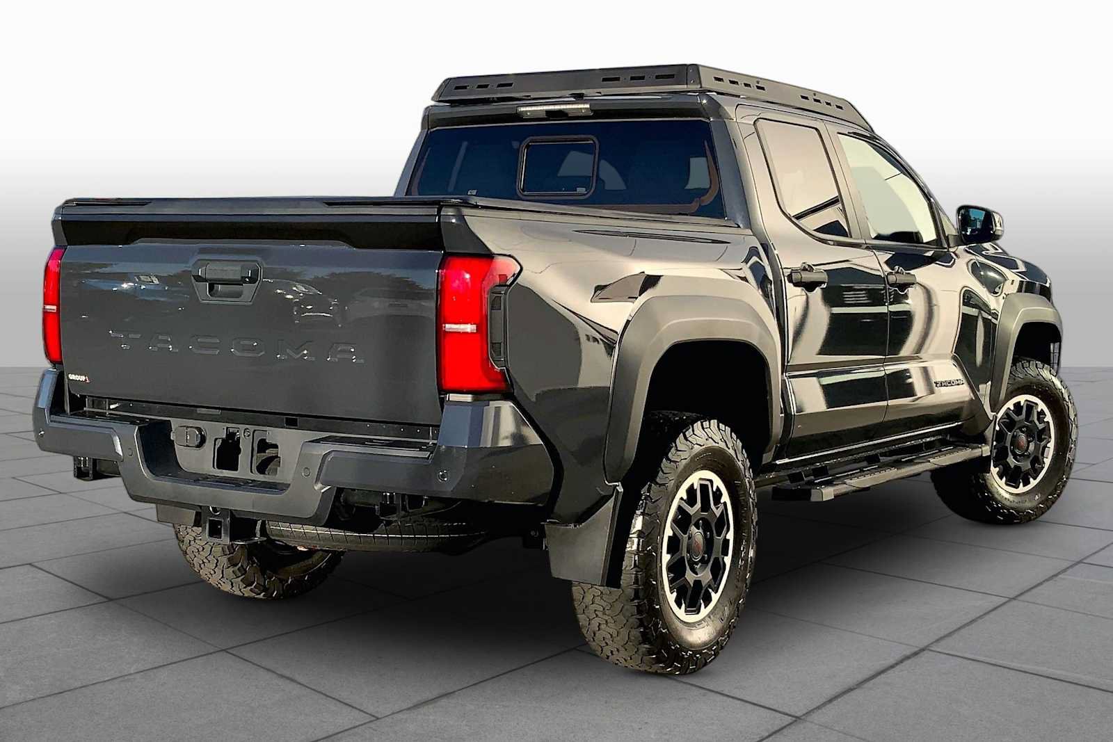 Used 2024 Toyota Tacoma TRD Off-Road w/ TRD Off Road Upgrade Package AWD/4WD image 13