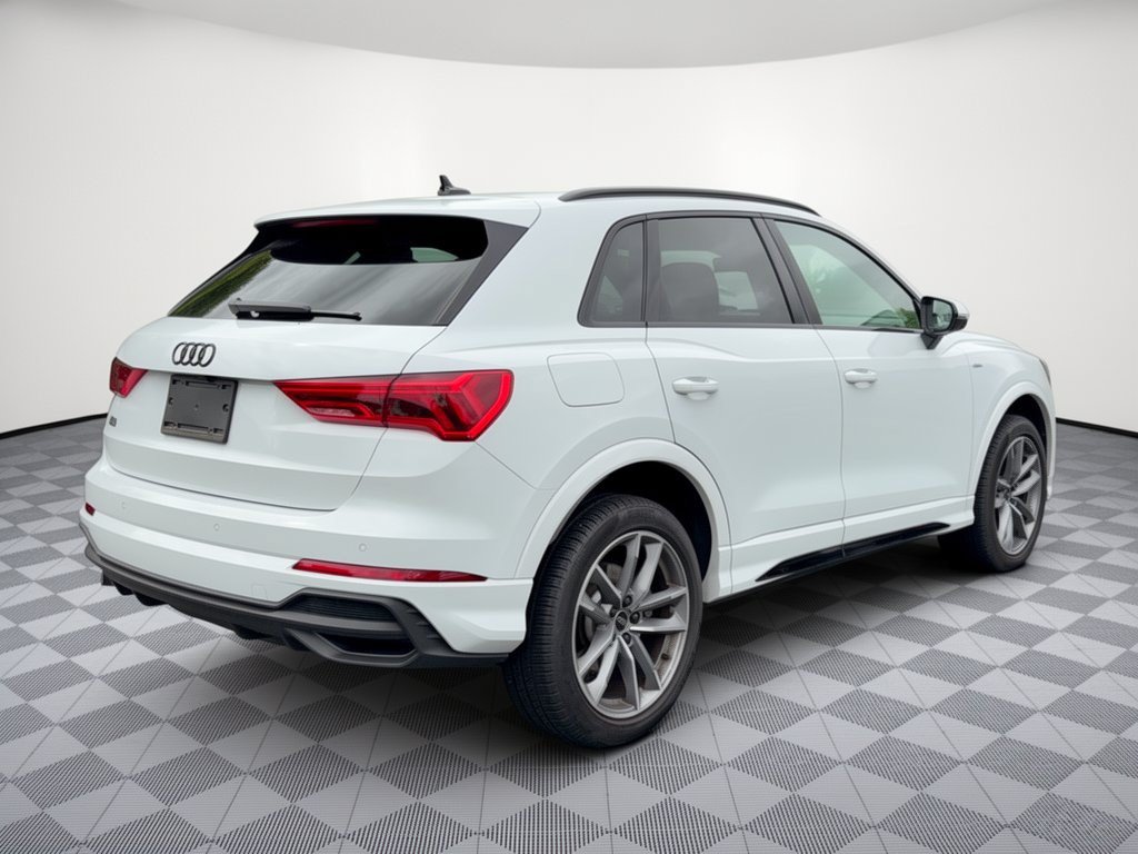 Used 2025 Audi Q3 2.0T Premium w/ Convenience Package AWD/4WD image 9