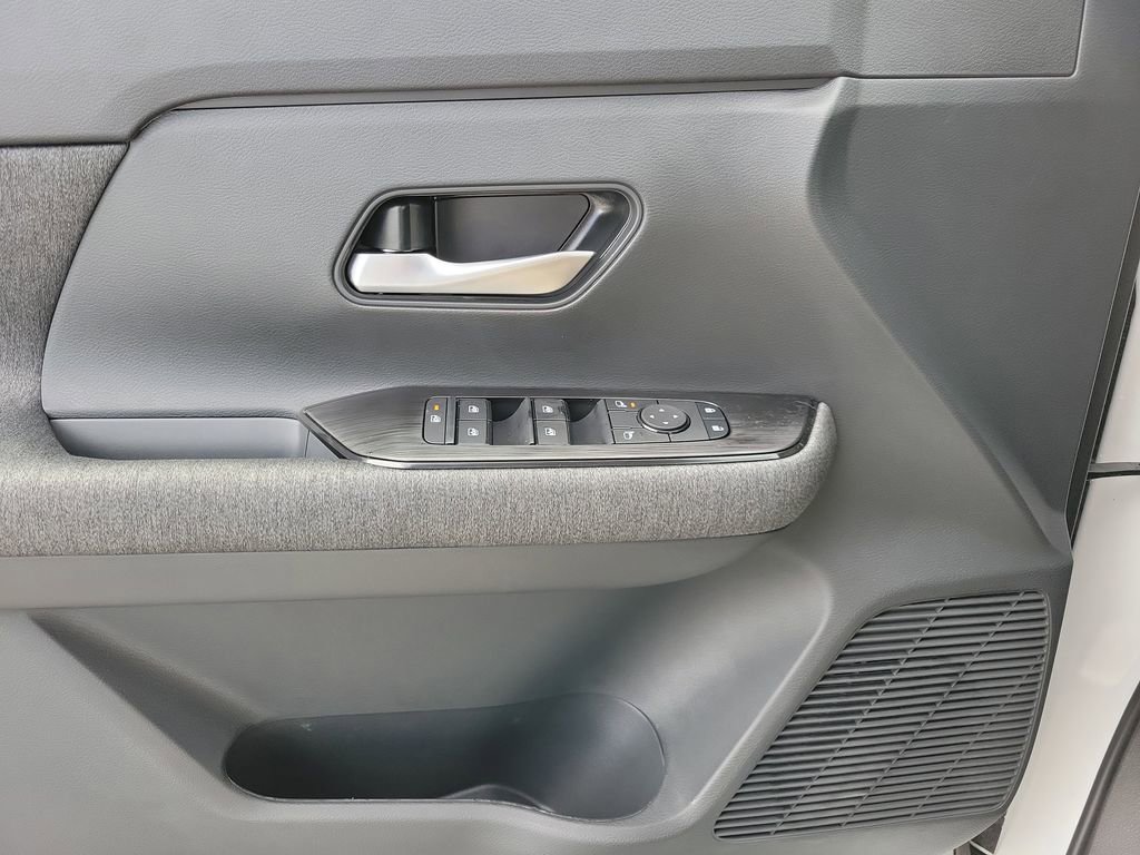 New 2026 Nissan Kicks SV image 19