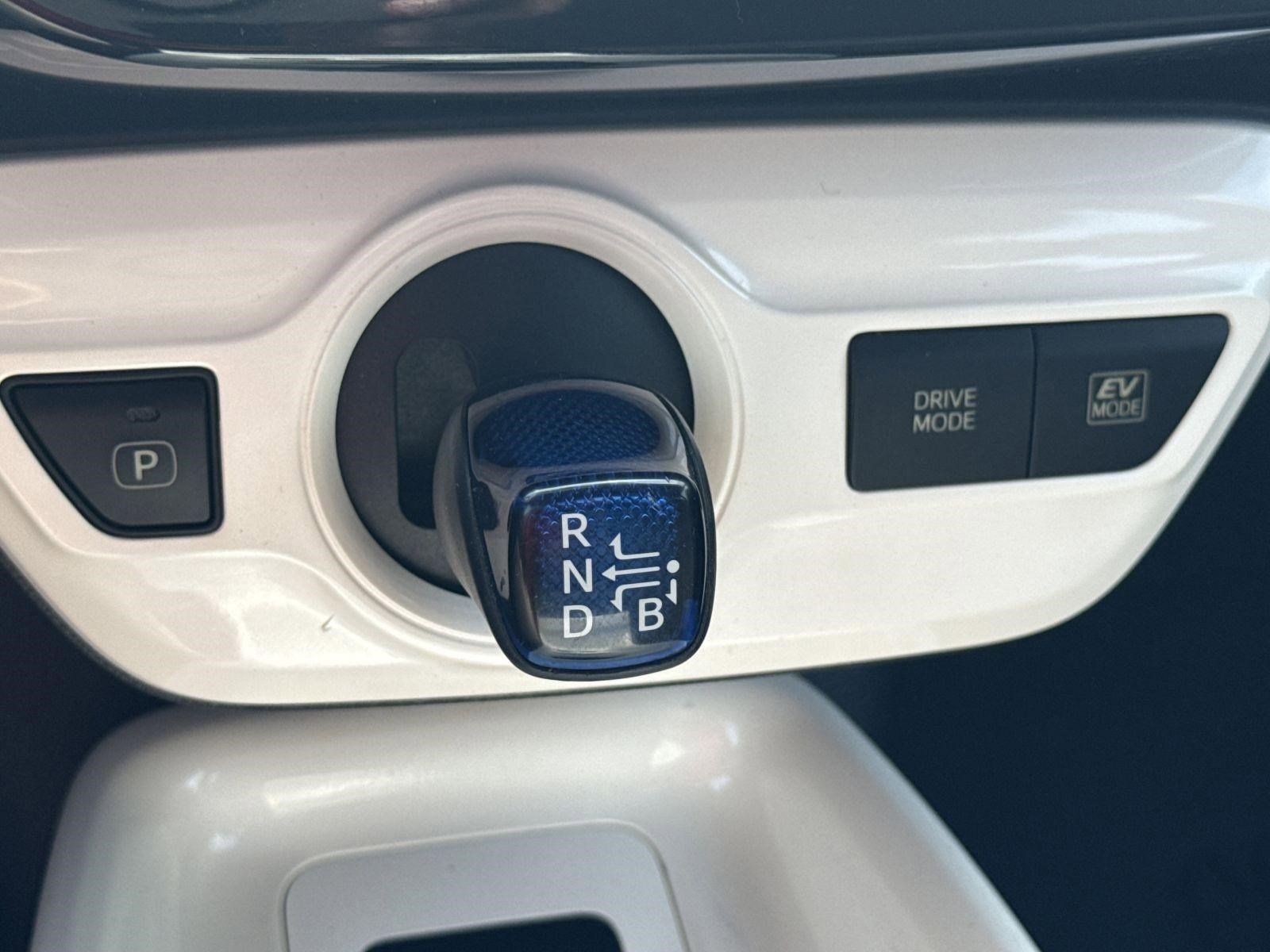 Used 2016 Toyota Prius Three FWD image 14