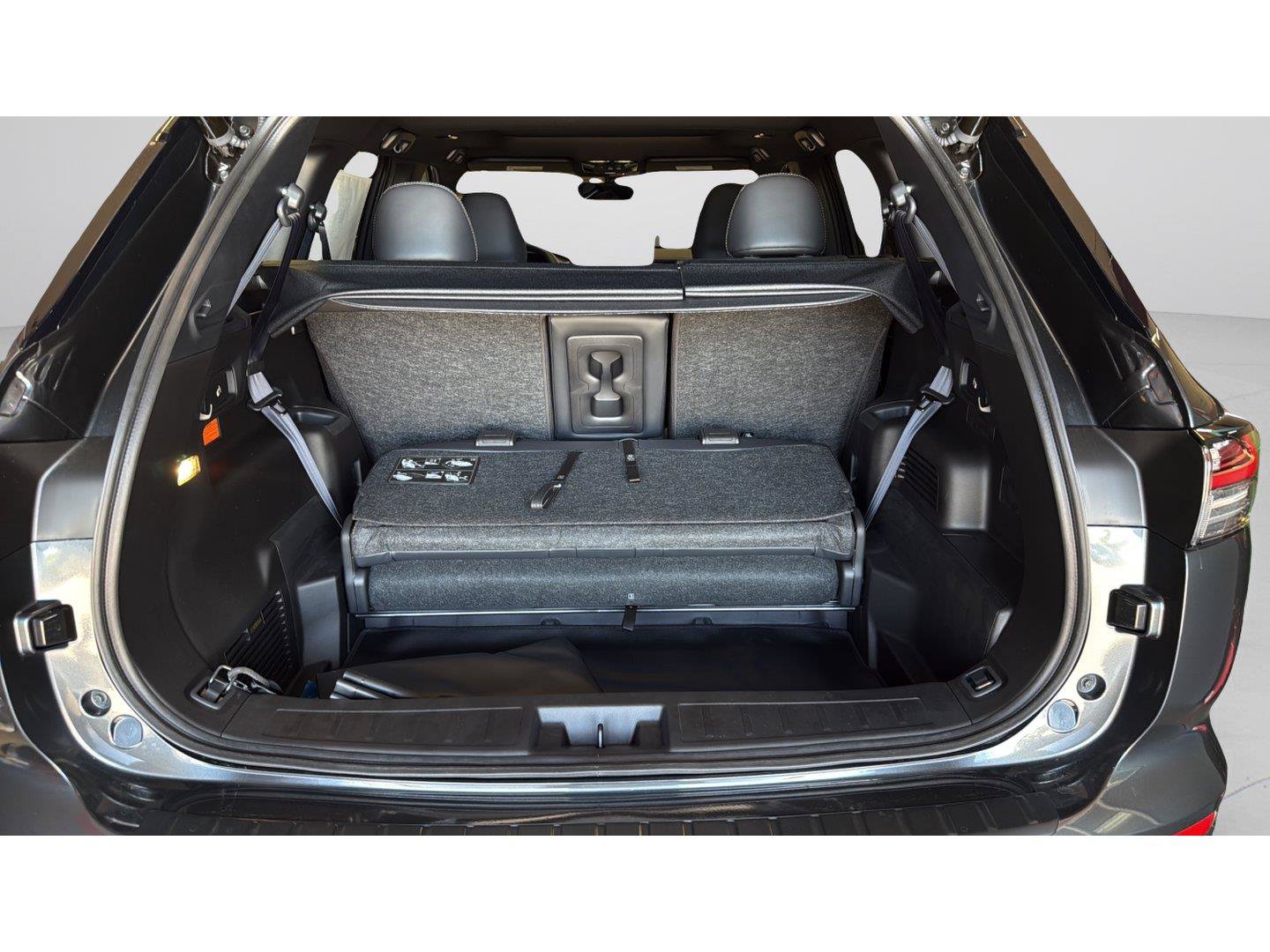New 2026 Mitsubishi Outlander 4WD Plug-In Hybrid image 22