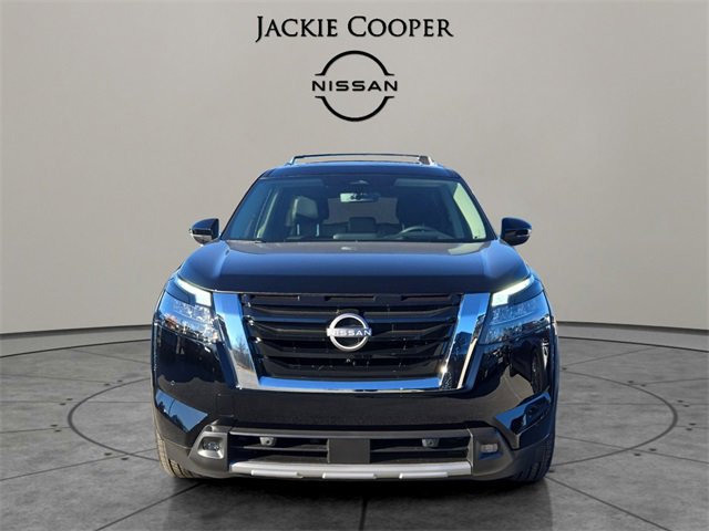 New 2025 Nissan Pathfinder Platinum w/ Cargo Package image 8