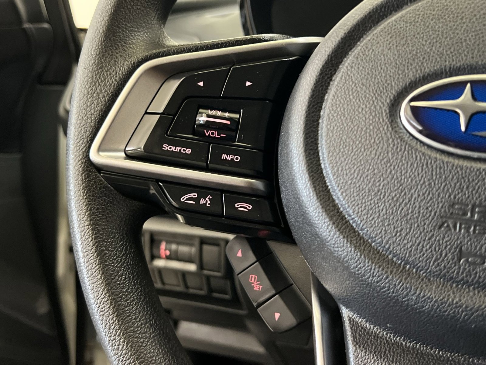 Used 2019 Subaru Crosstrek 2.0i w/ Eyesight System AWD/4WD image 32