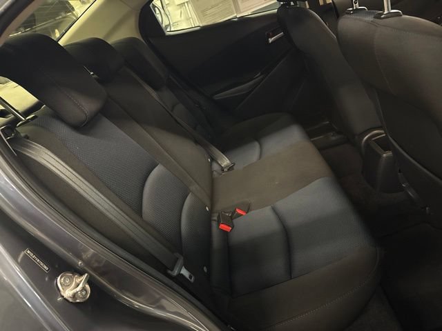 Used 2019 Toyota Yaris LE FWD image 24