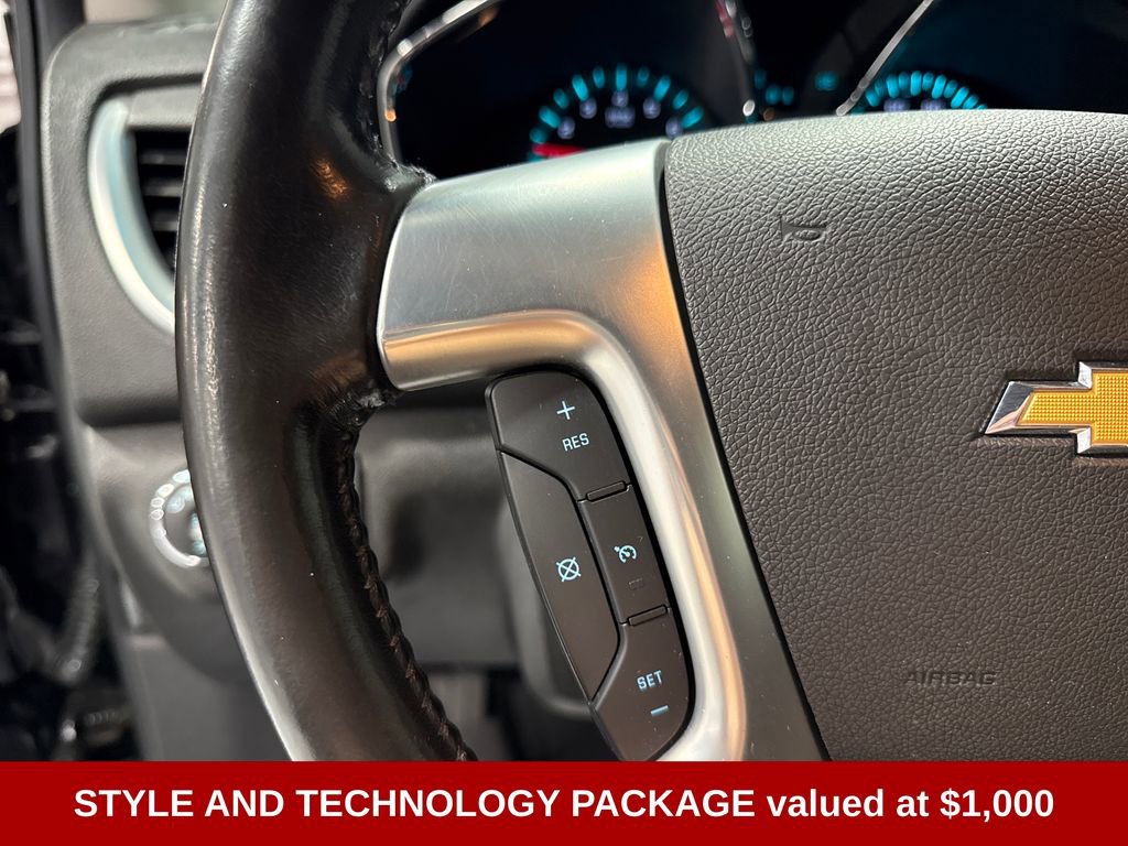 Used 2016 Chevrolet Traverse LT w/ Style and Technology Package AWD/4WD image 3