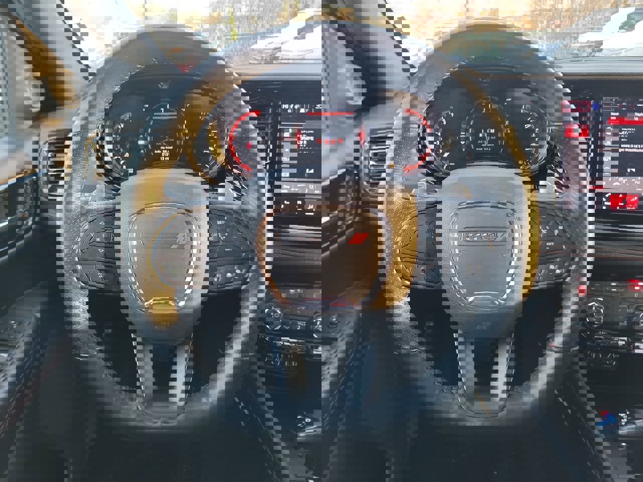 Used 2024 Dodge Durango GT image 14