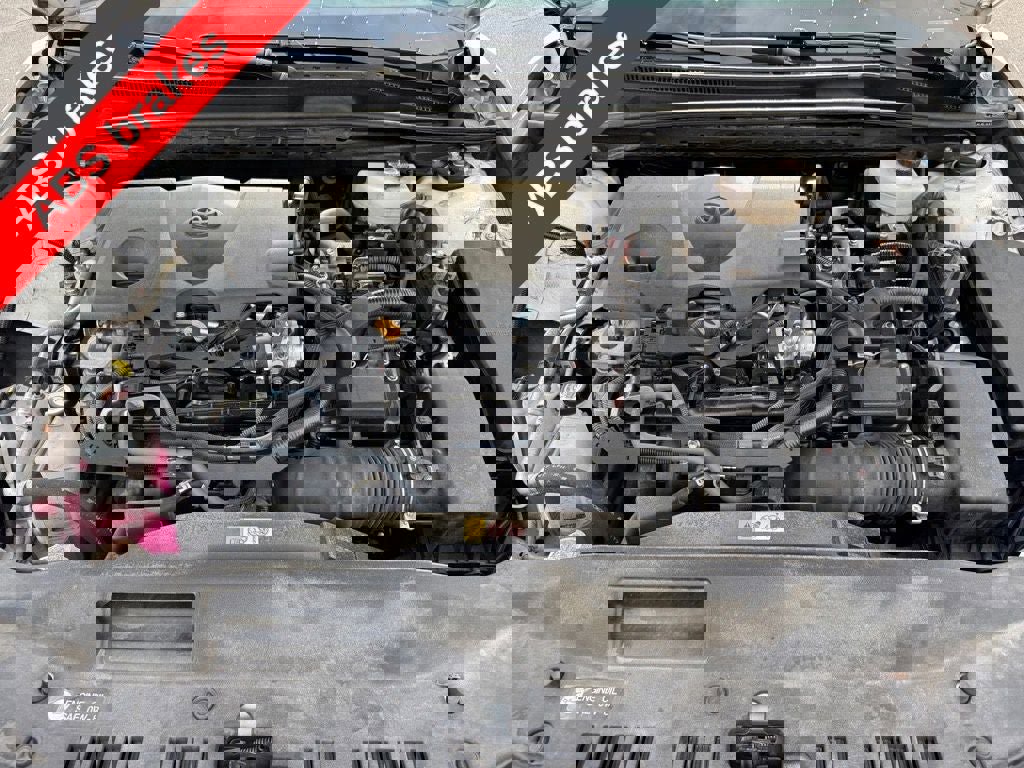 Used 2025 Toyota Camry SE w/ Convenience Package image 13