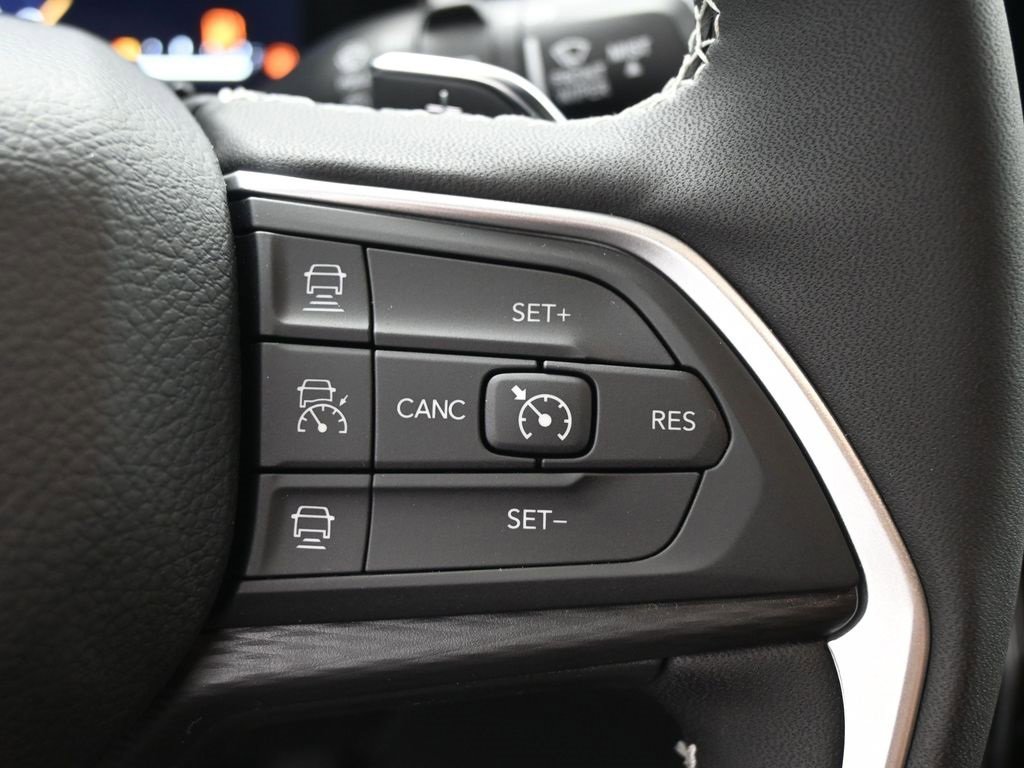 New 2025 Jeep Grand Cherokee L Laredo w/ Luxury Tech Group I image 12