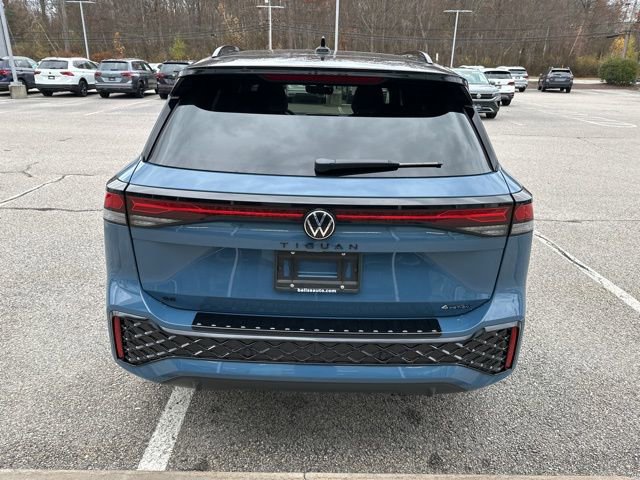 New 2026 Volkswagen Tiguan SE R-Line image 6