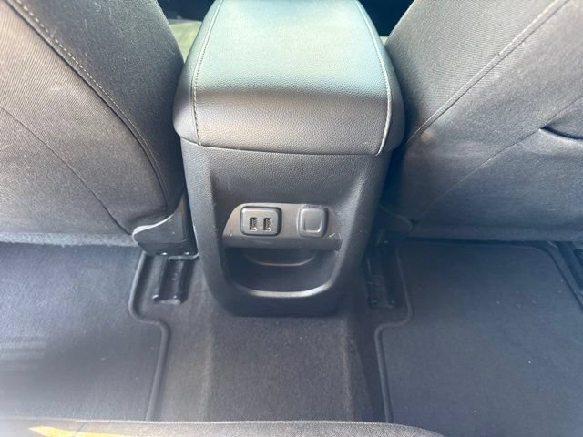 Used 2016 GMC Canyon SLE w/ SLE Convenience Package RWD image 11