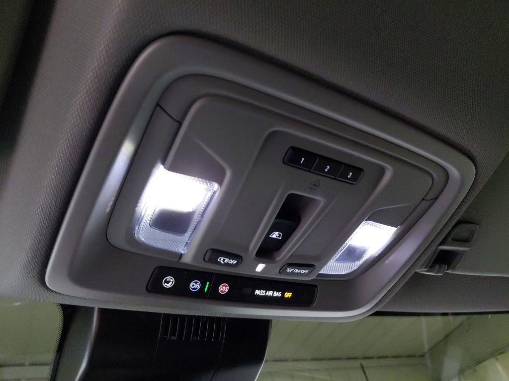 Certified 2025 Chevrolet Silverado 3500 LT w/ Z71 Chrome Sport Edition image 31