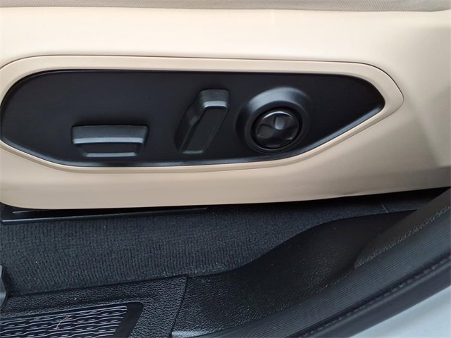 Used 2023 Jeep Grand Cherokee L Limited w/ Trailer Tow Group (B) image 19