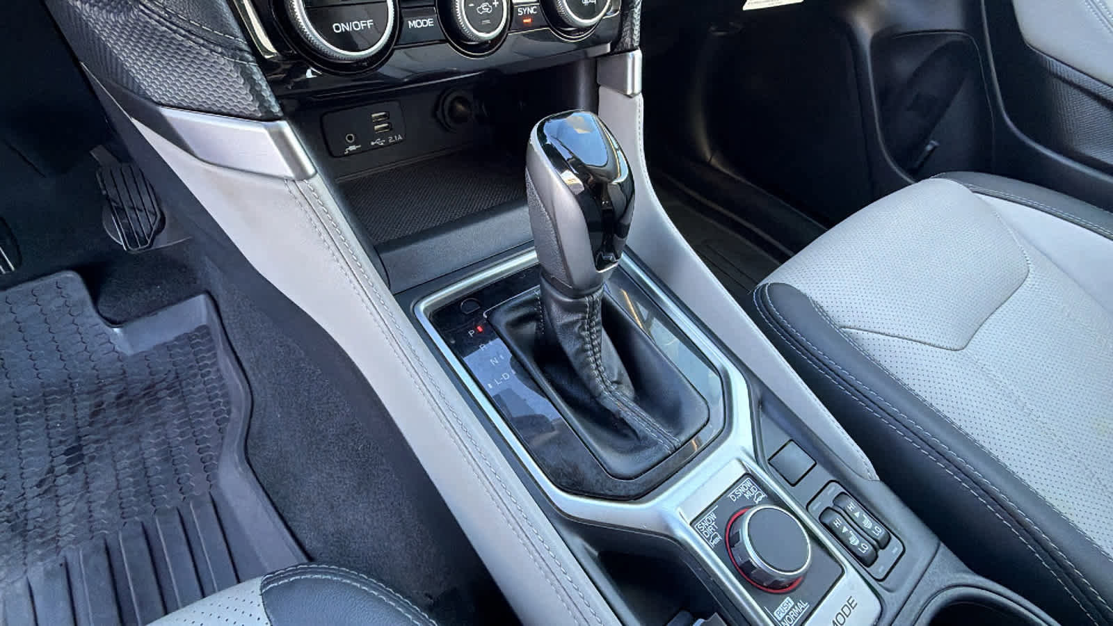 Used 2020 Subaru Forester Limited w/ Popular Package #3 image 13