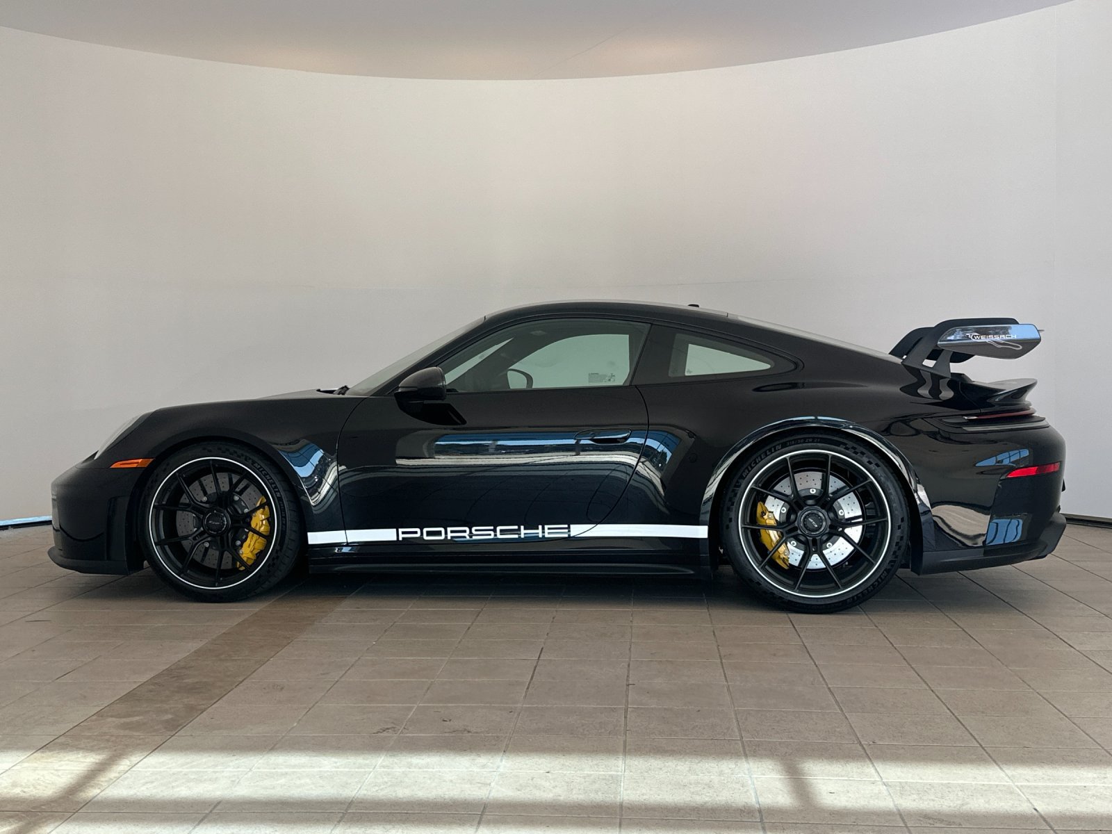 Used 2026 Porsche 911 GT3 RWD image 3