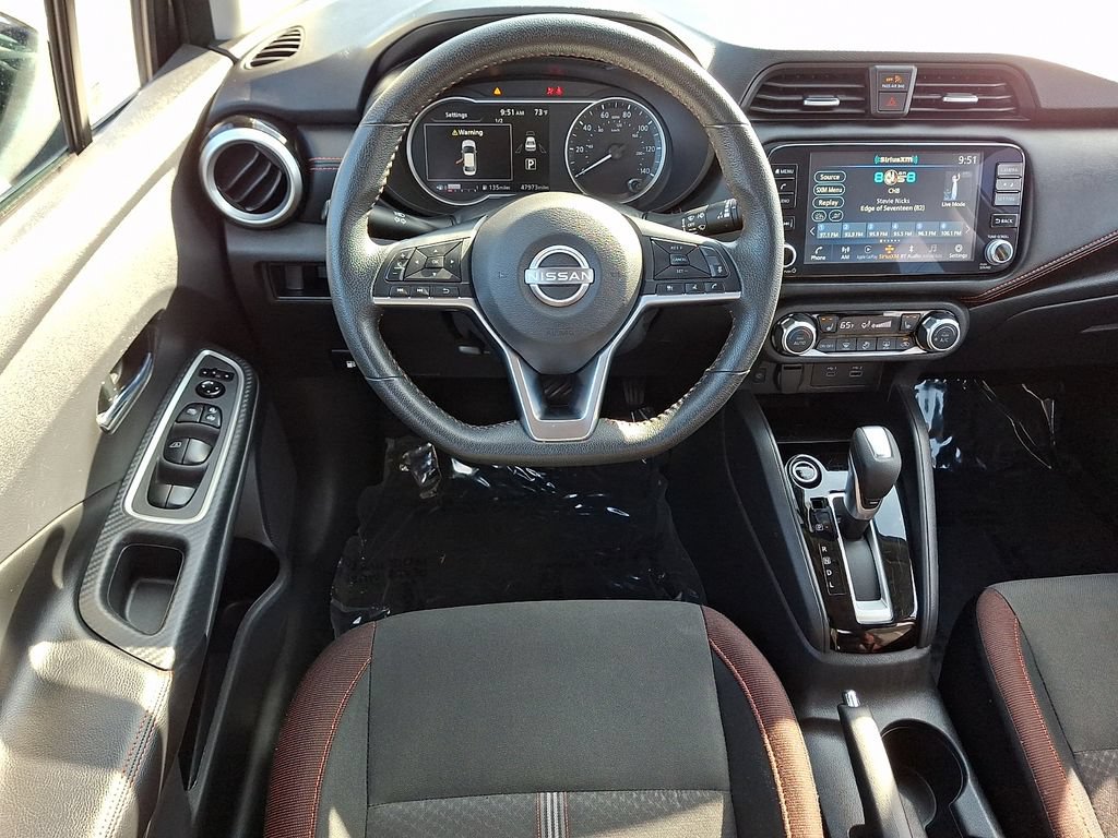 Used 2024 Nissan Versa SR FWD image 12