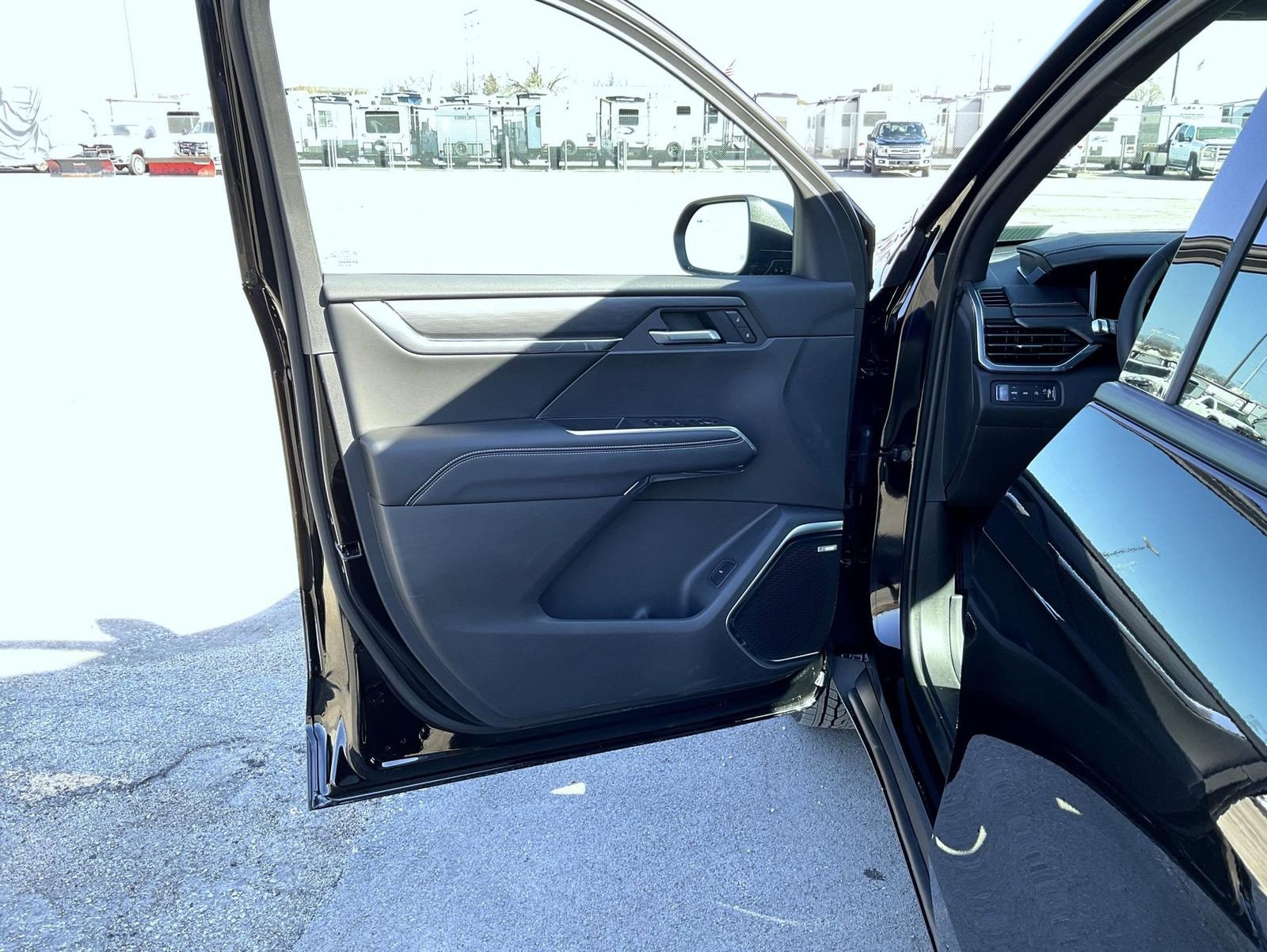 New 2026 GMC Acadia Elevation w/ Elevation Premium Package image 9