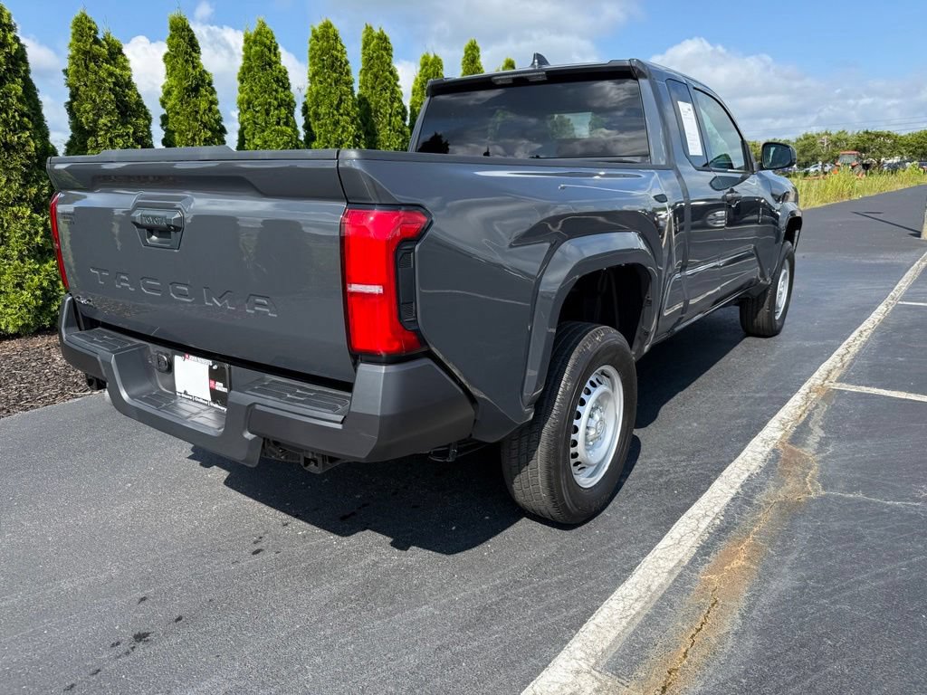 Certified 2025 Toyota Tacoma SR AWD/4WD image 2