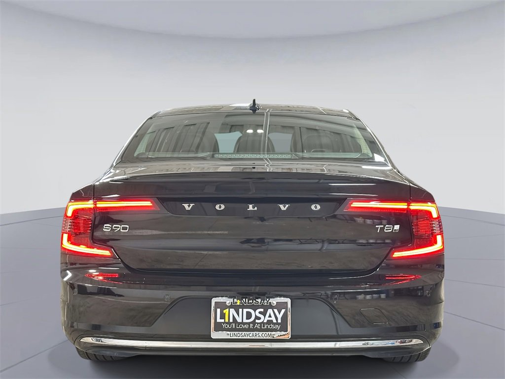Used 2025 Volvo S90 T8 Plus image 8