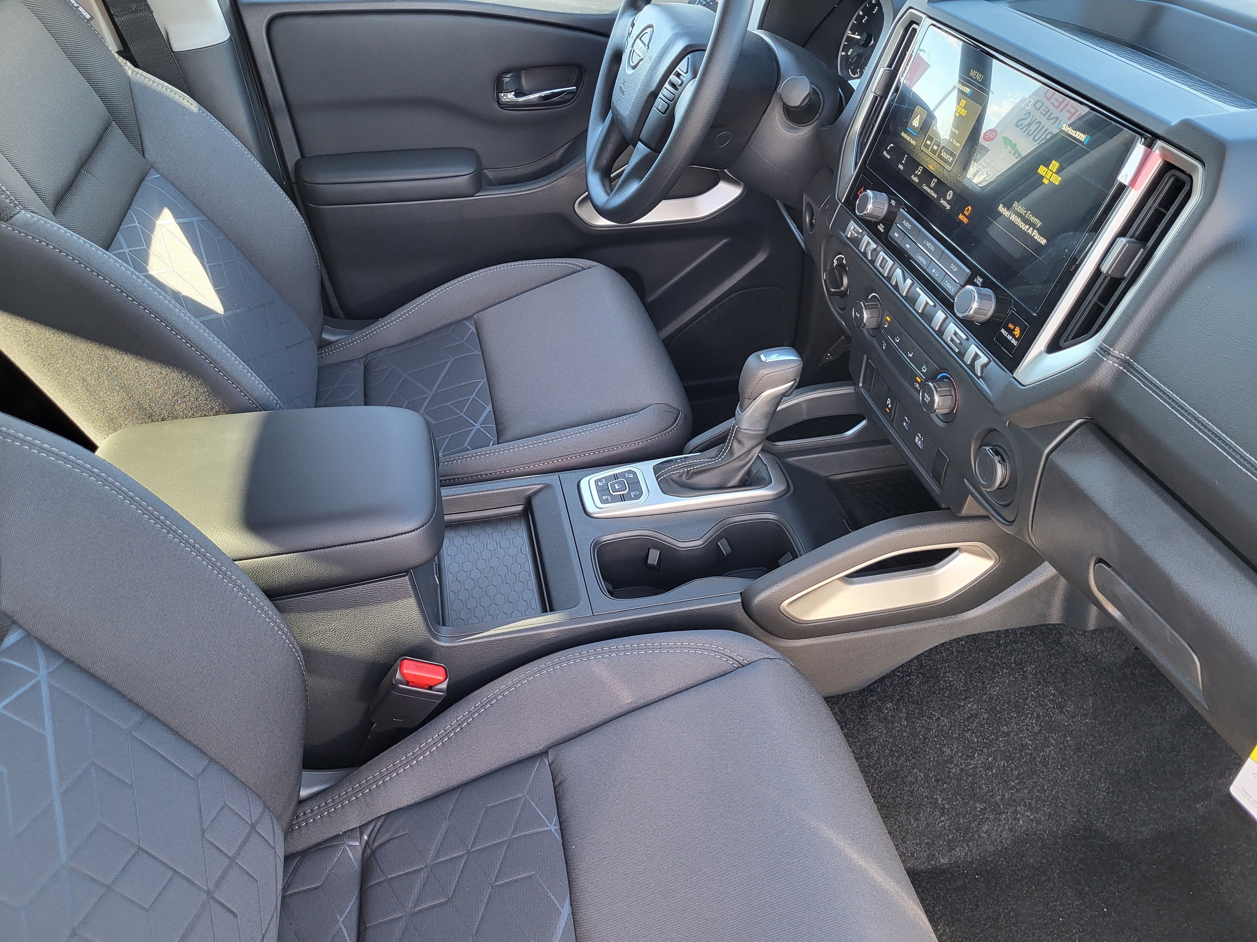 New 2026 Nissan Frontier SV w/ Tow Package image 6