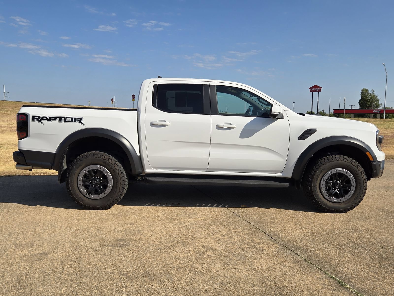 Used 2024 Ford Ranger Raptor AWD/4WD image 7