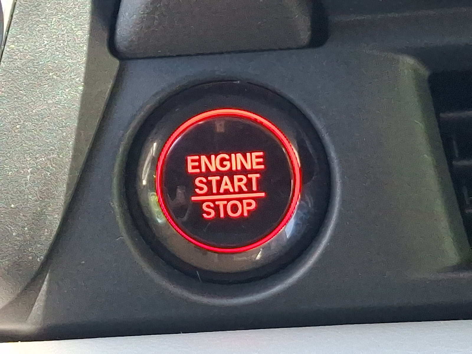 Used 2024 Honda Pilot Elite image 25