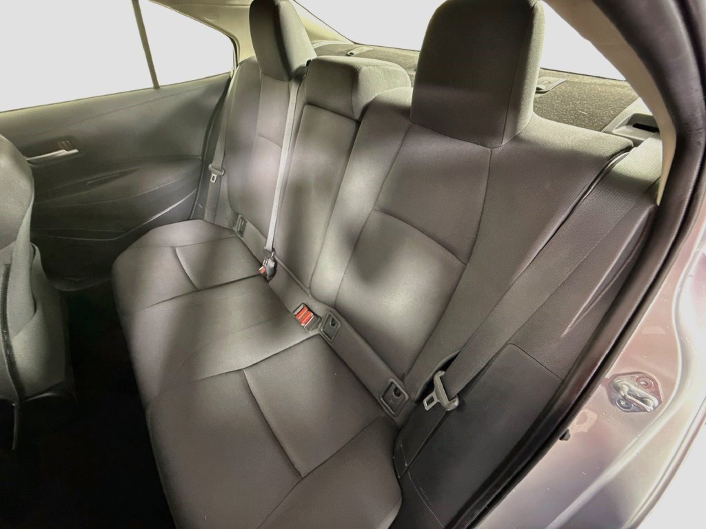 Used 2021 Toyota Corolla LE FWD image 23