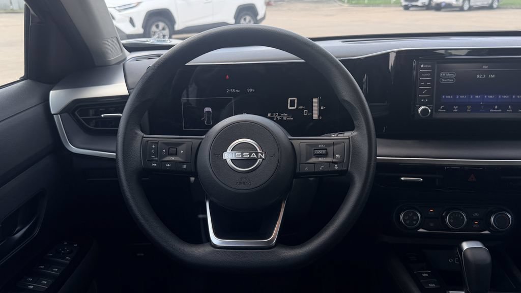 Used 2025 Nissan Kicks S FWD image 14