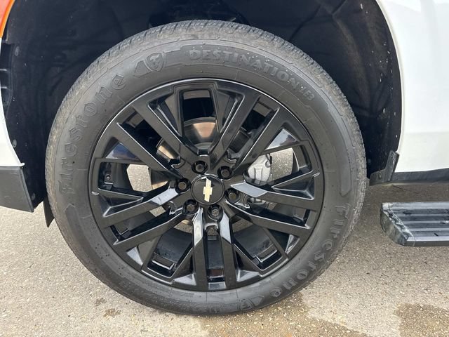 Used 2023 Chevrolet Suburban High Country AWD/4WD image 9