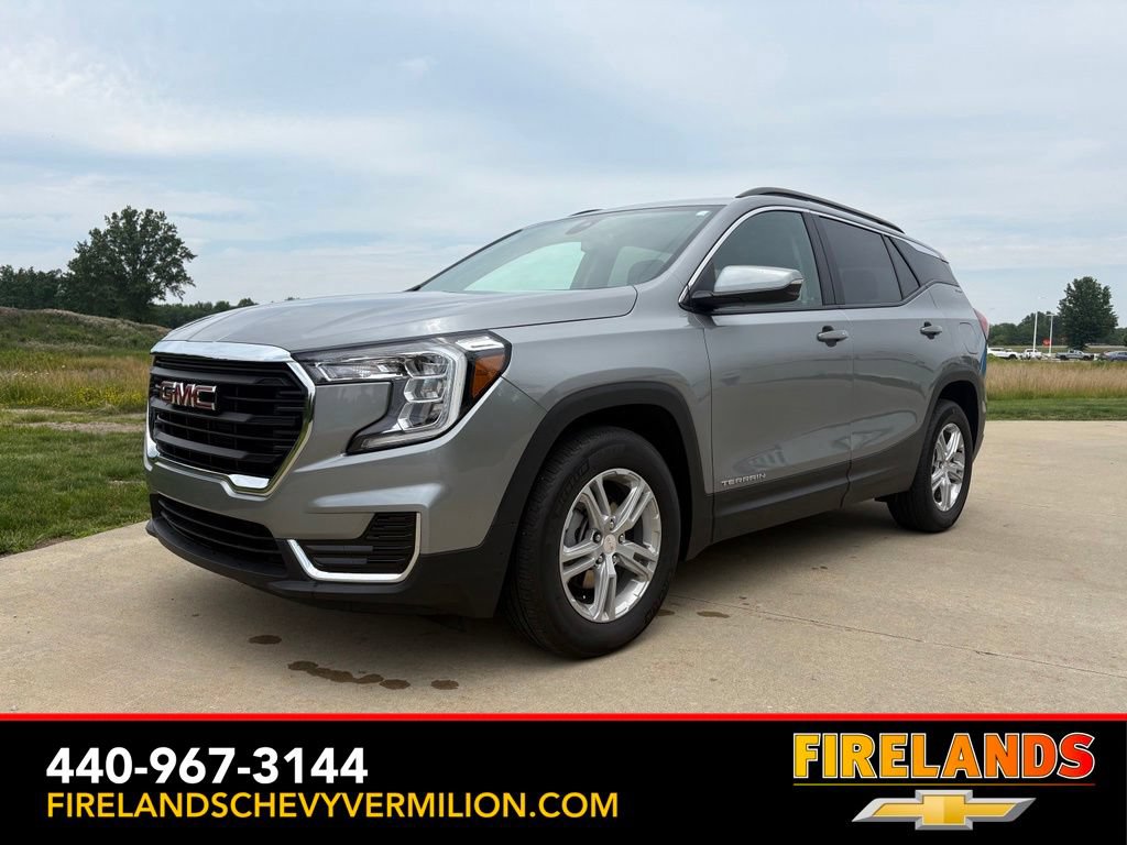 Used 2023 GMC Terrain SLE w/ Driver Convenience Package FWD image 1