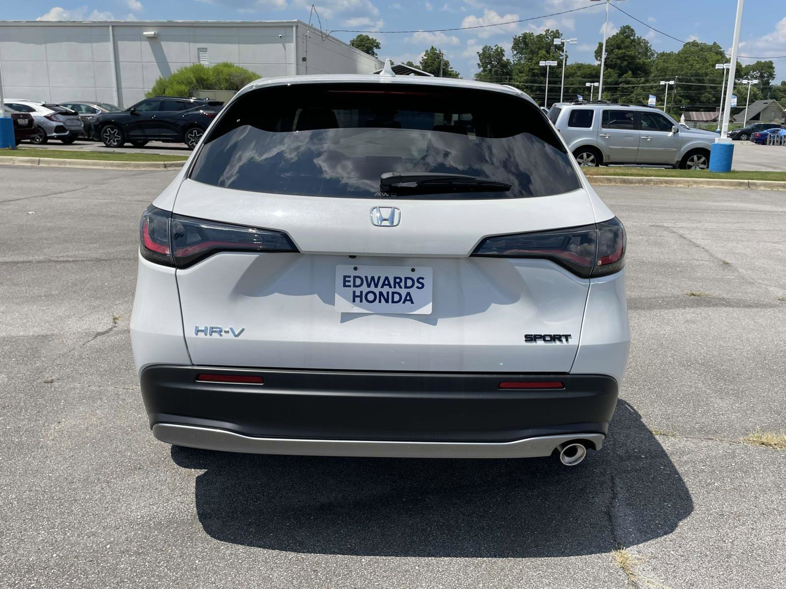 New 2025 Honda HR-V Sport image 10