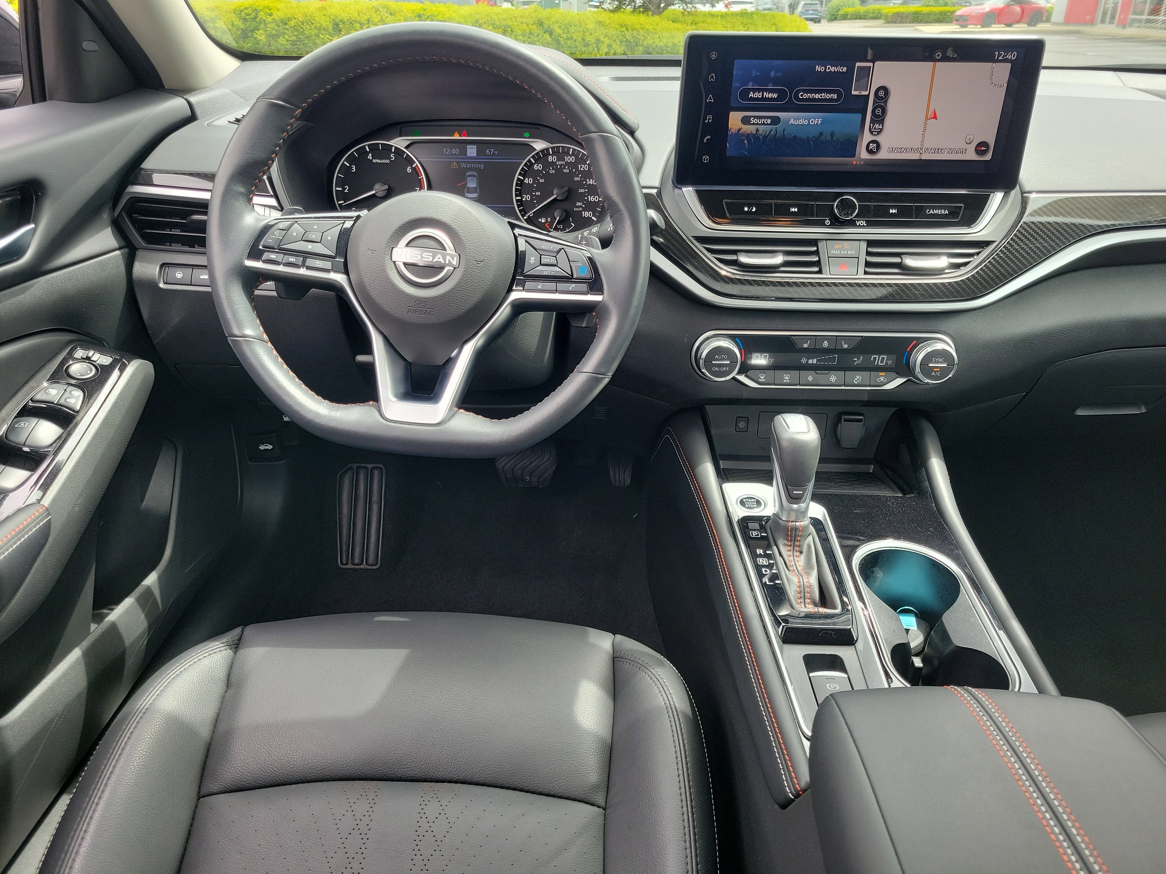 Used 2024 Nissan Altima 2.0 SR FWD image 10