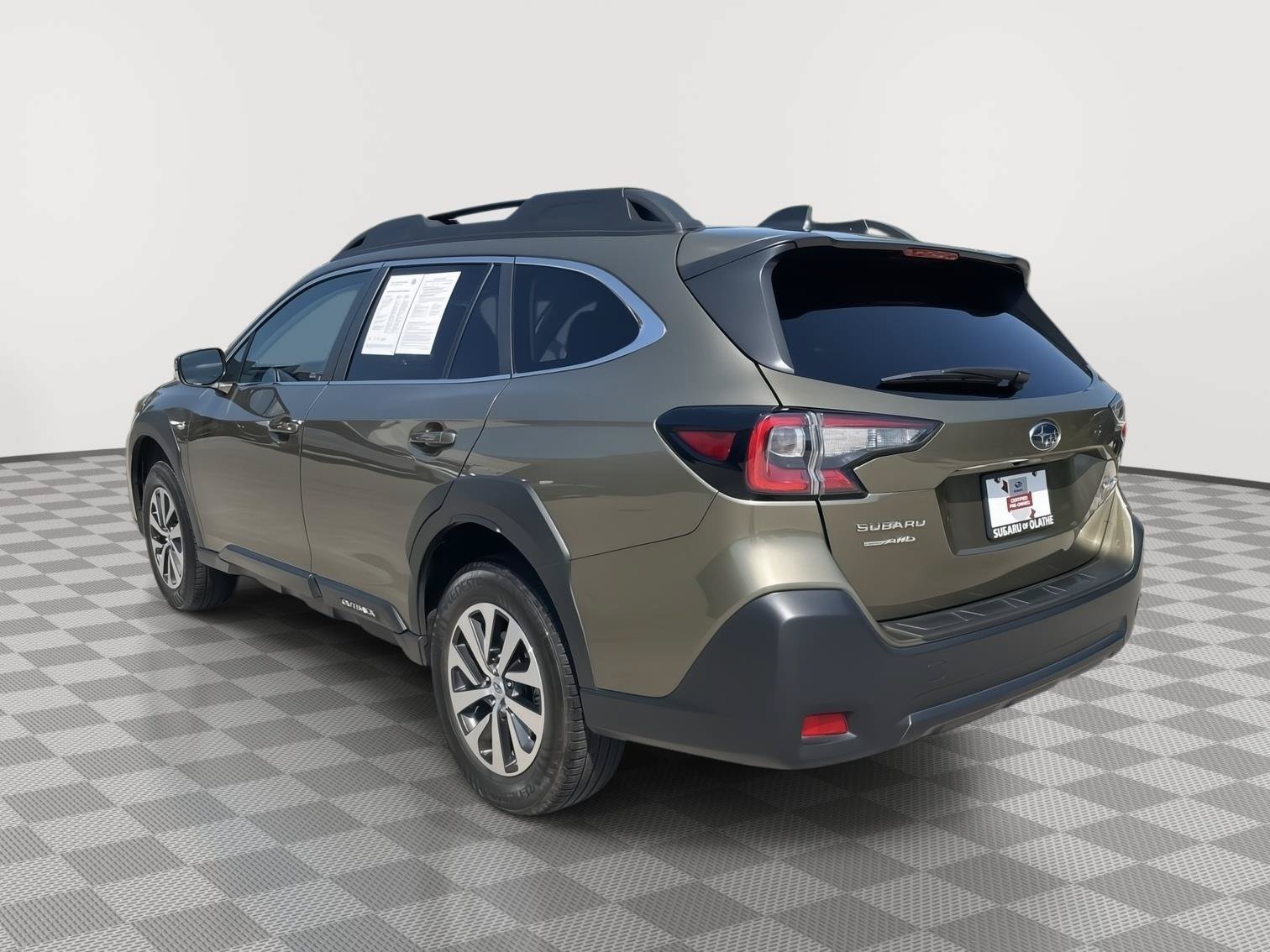 Certified 2025 Subaru Outback Premium w/ Popular Package #1A AWD/4WD image 12