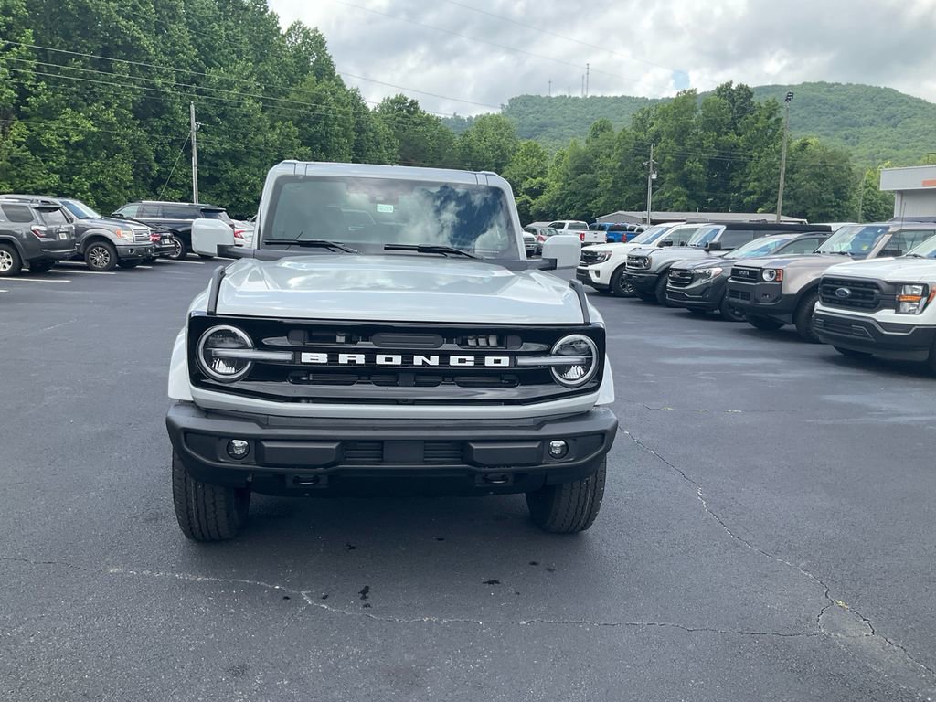 New 2026 Ford Bronco Outer Banks AWD/4WD video 2