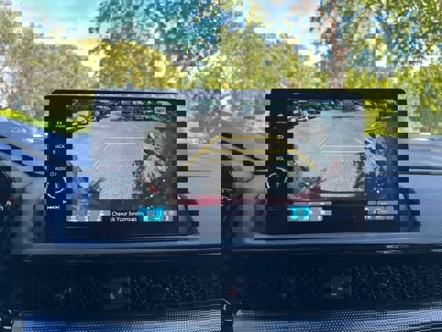 Used 2025 Honda CR-V EX-L image 8