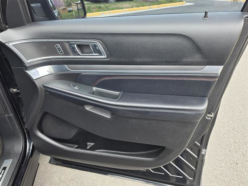 Used 2017 Ford Explorer Sport AWD/4WD image 37