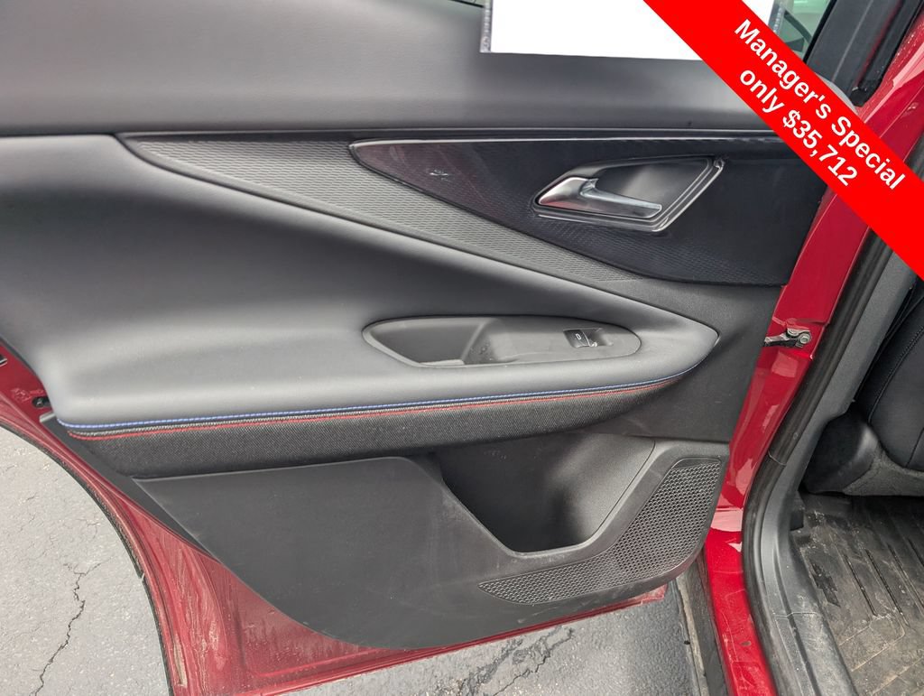 Used 2025 Chevrolet Blazer EV RS AWD/4WD image 17