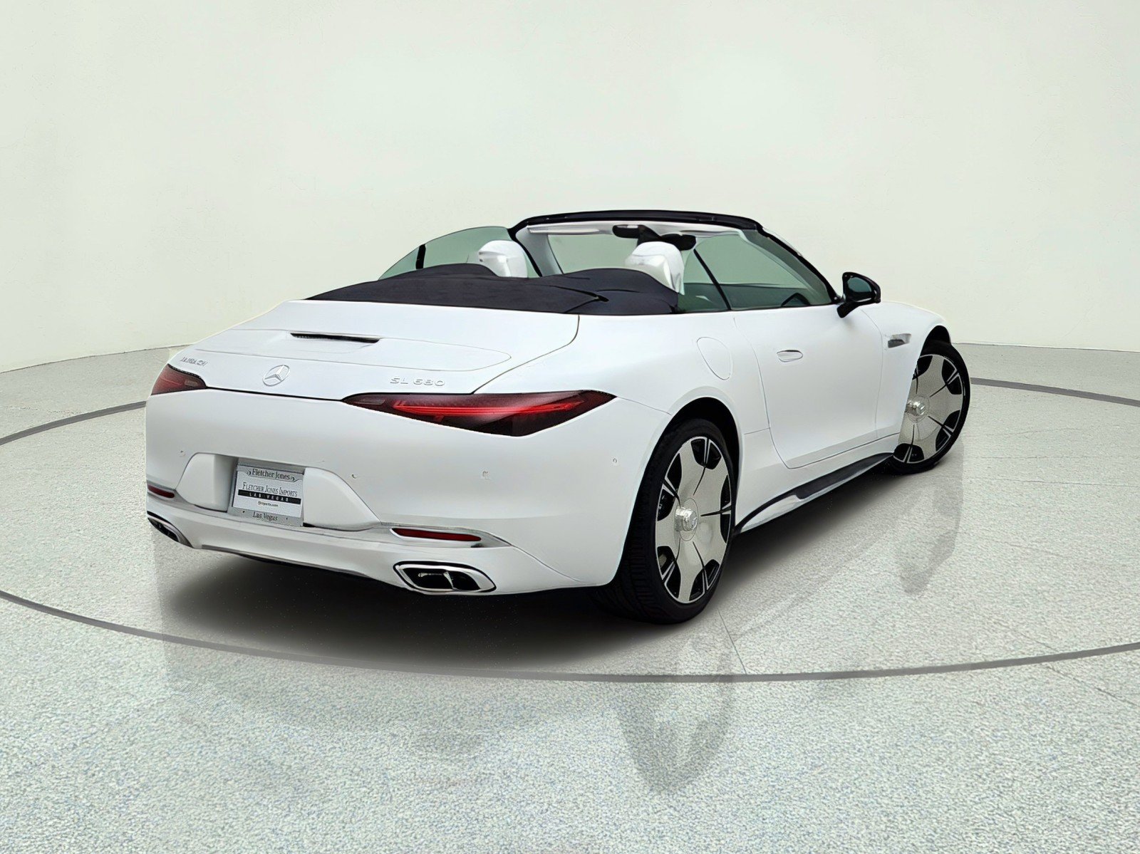New 2026 Mercedes-Benz Maybach SL 680 image 9