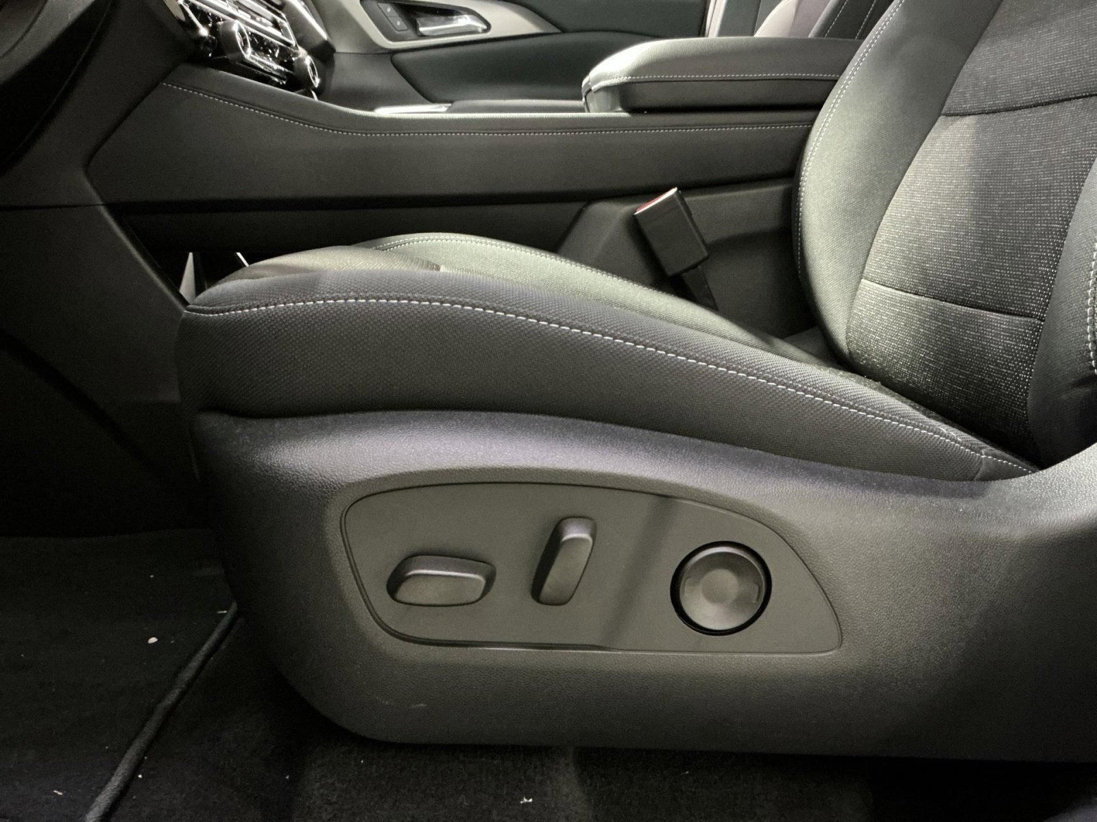 New 2026 Chevrolet Traverse LT image 22