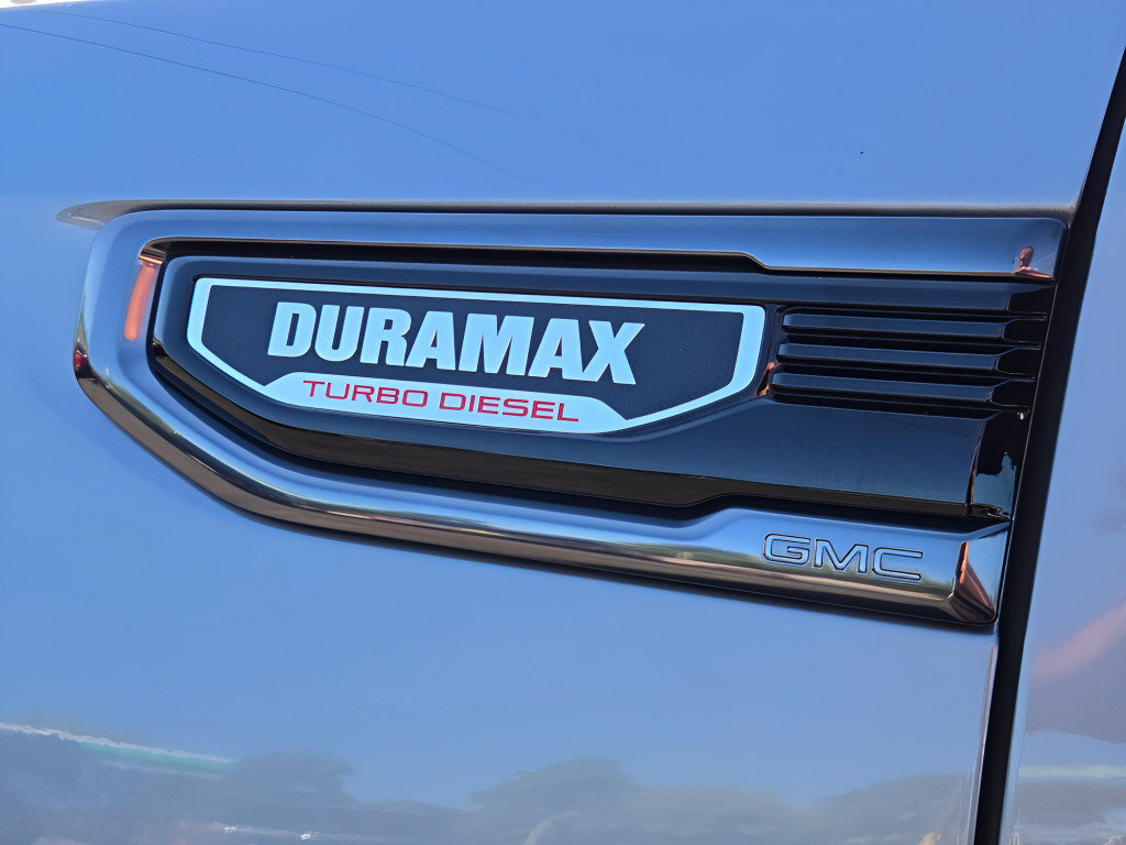 Certified 2025 GMC Sierra 1500 AT4 w/ AT4 Premium Package AWD/4WD image 27