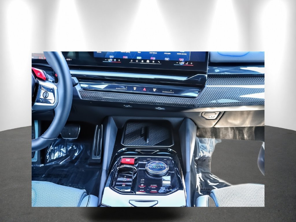 Used 2026 BMW M5 AWD/4WD image 11