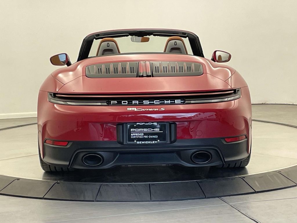 Used 2025 Porsche 911 Carrera S image 6